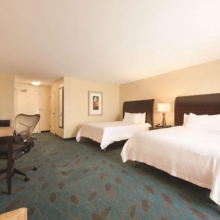 Hilton Garden Inn Fargo Luaran gambar