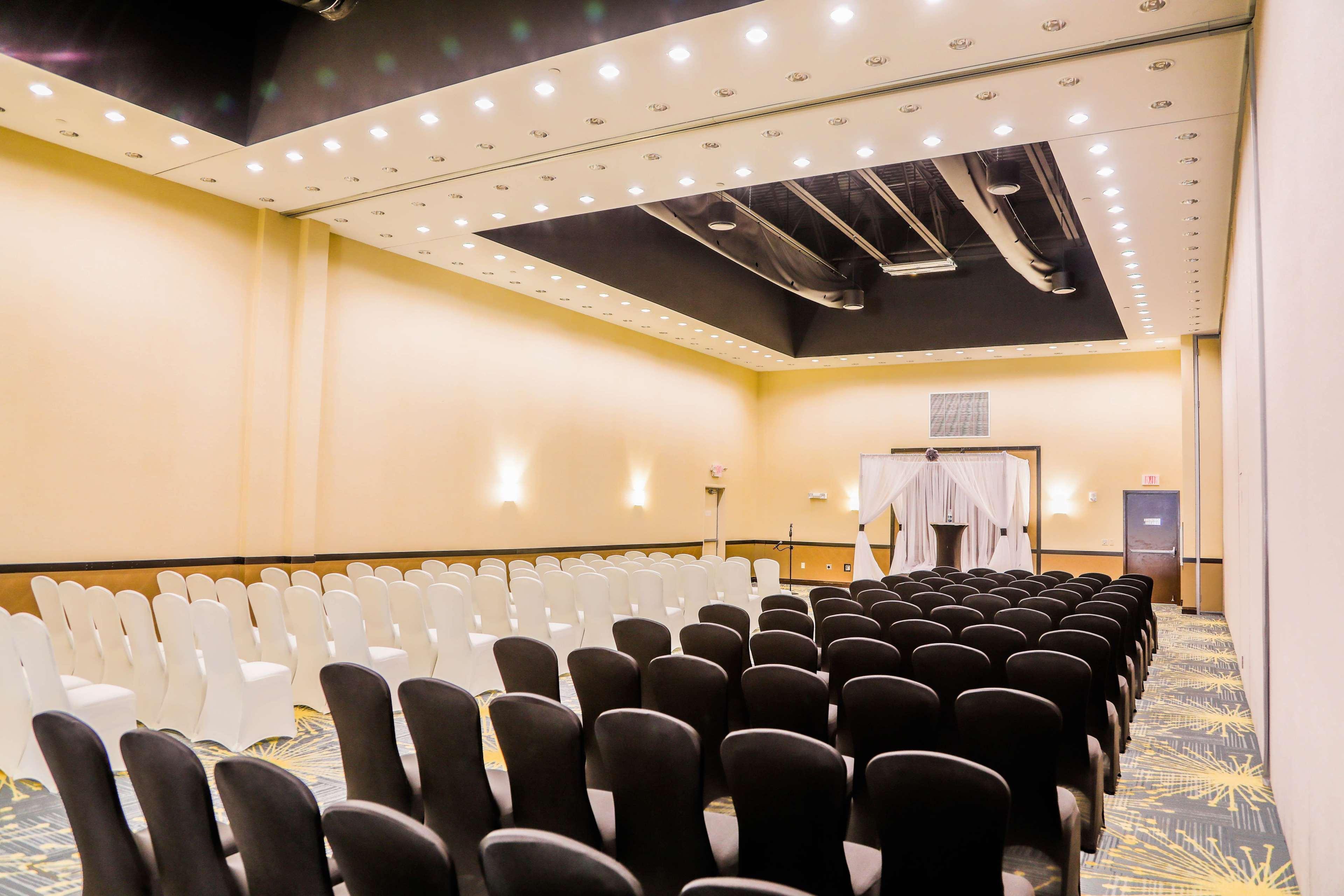 Hilton Garden Inn Fargo Luaran gambar